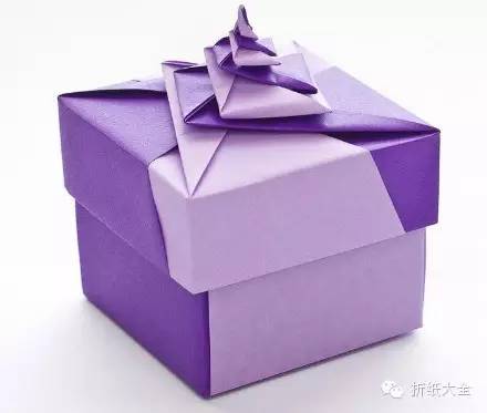 礼品盒蝴蝶结的精致制作，从视频教程到完美呈现