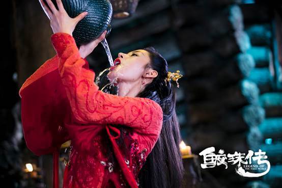 2012年3D电影新金瓶梅与龚玥菲的演绎，艺术与争议的交织