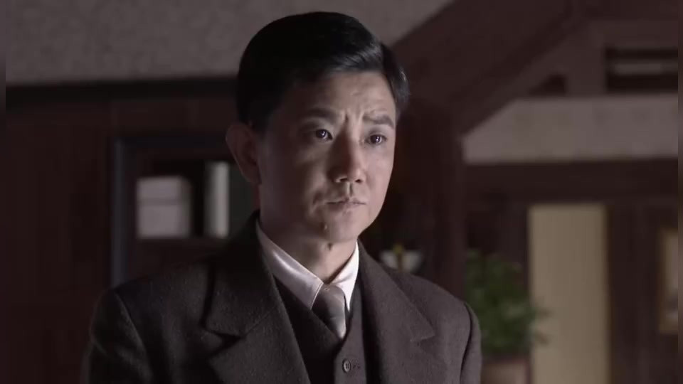 澳门六叔，多重身份的神秘面纱