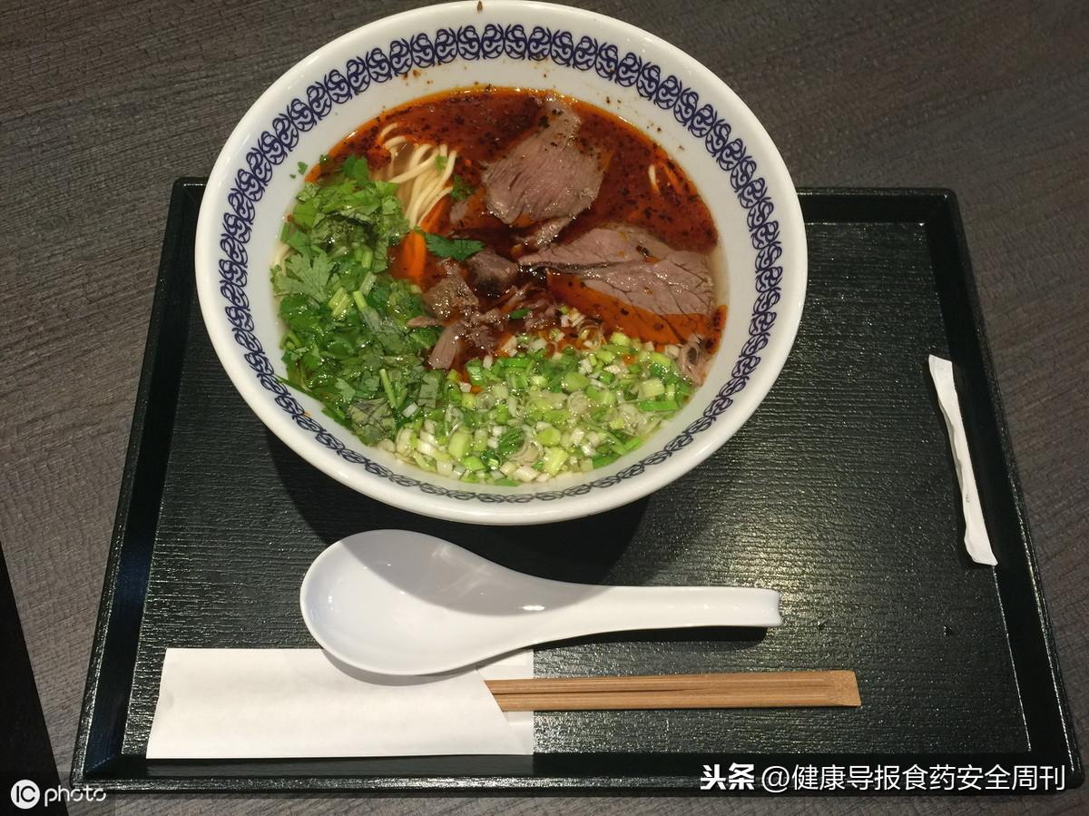 澳门六记竹升面，传承与创新的美味传奇