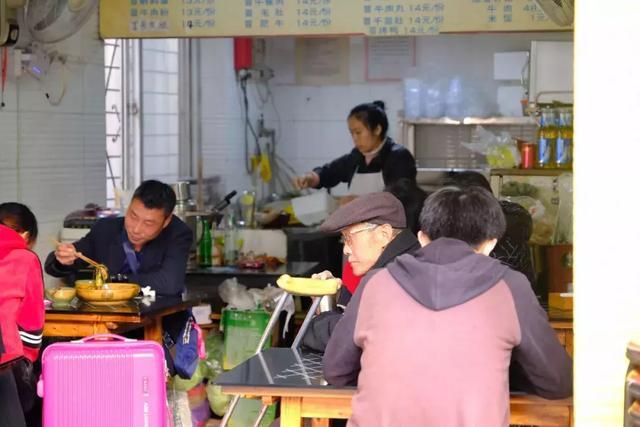 澳门六记面馆，一通电话，一段味觉记忆